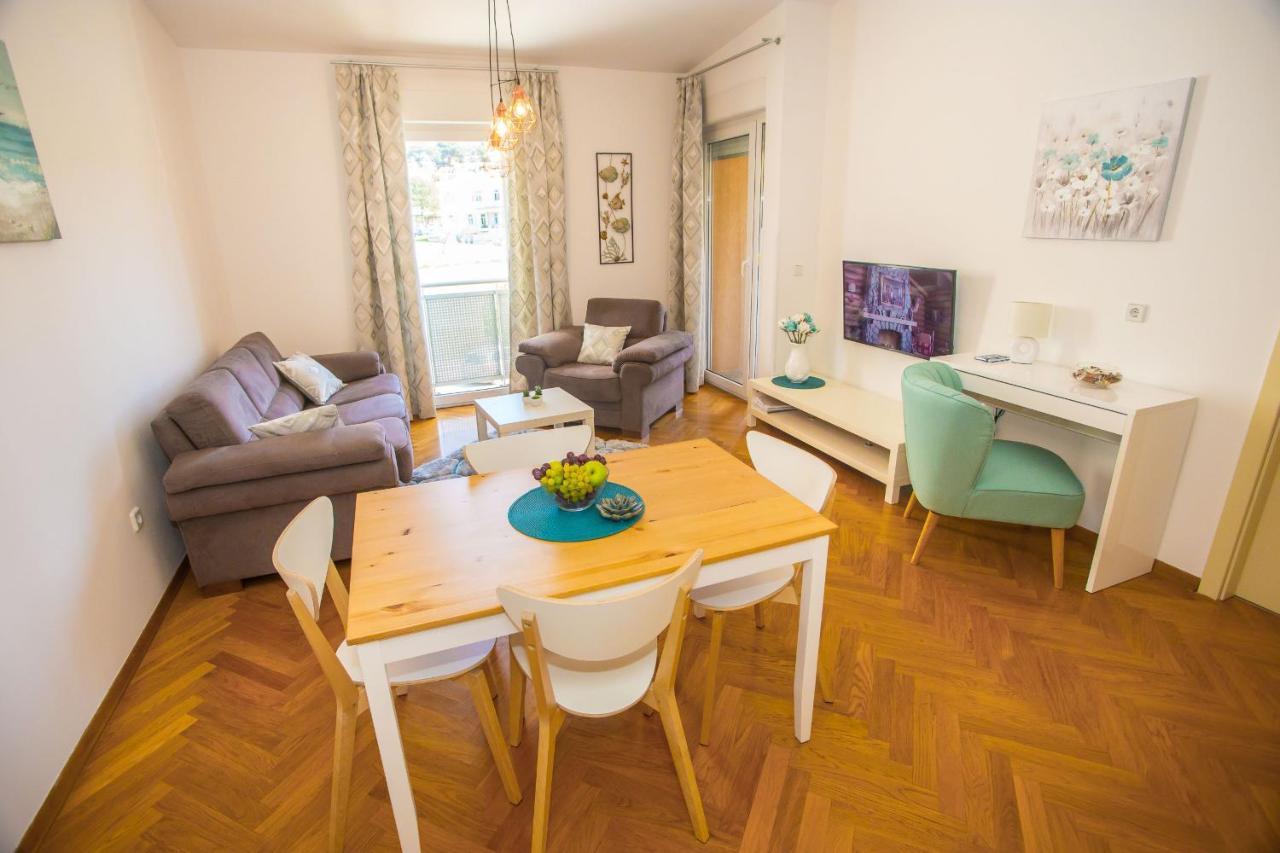 Apartment Dora Near Sea And Center With Private Garage Poreč Eksteriør bilde