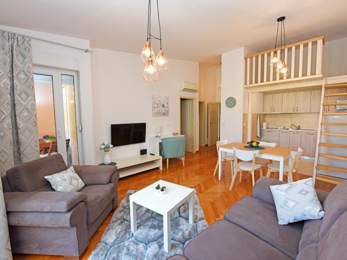 Apartment Dora Near Sea And Center With Private Garage Poreč Eksteriør bilde